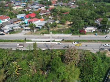 The strategically land next to Chiangmai –Doisaket