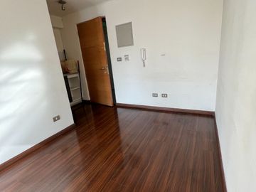 oportunidad por viaje oficina  6 estacionamientos mas bodega