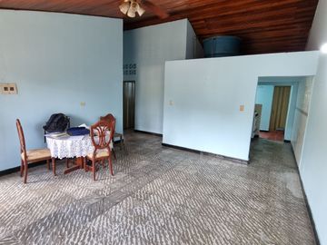 Venta de Casa de un piso,ubicado en carrera 31 No 18b sur-21,del barrio Bella Vista.