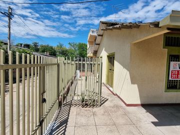 Venta de Casa de un piso,ubicado en carrera 31 No 18b sur-21,del barrio Bella Vista.