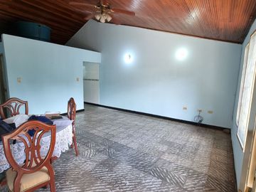 Venta de Casa de un piso,ubicado en carrera 31 No 18b sur-21,del barrio Bella Vista.