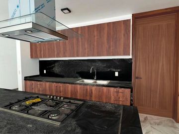 Hermosa Residencia En Valle Imperial de 4 Recamaras