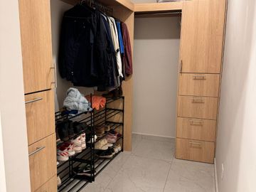 Casa nueva recién remodelada en renta en Monte de Calabria Residencial