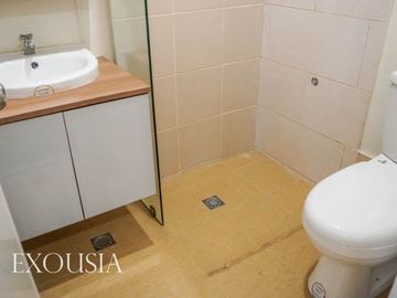 5 BEDROOM SINGLE ATTACHED UNIT LOCATED IN THE VILLAGES AT LIPA