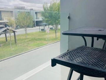 Casa en Renta o VENTA TOTALMENTE AMUEBLADA &  NUEVA en Zona Consulado! VENERO