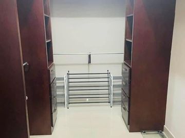 Casa en Renta o VENTA TOTALMENTE AMUEBLADA &  NUEVA en Zona Consulado! VENERO