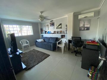 HERMOSA CASA DE ESQUINA EN BARRIO LA  CUMBRE DE BARRANQUILLA 4 ALCOBAS Y  AREA DE 381MTS