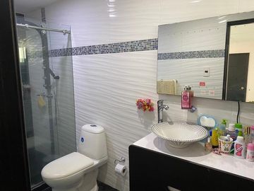 HERMOSA CASA DE ESQUINA EN BARRIO LA  CUMBRE DE BARRANQUILLA 4 ALCOBAS Y  AREA DE 381MTS