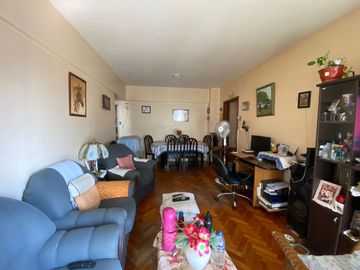 VENTA DE DEPARTAMENTO 4 AMBIENTES EN ALMAGRO