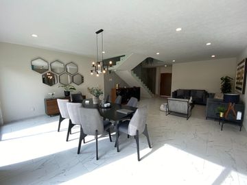 CASA EN VENTA METEPEC CERCA DEL PARQUE BICENTENARIO