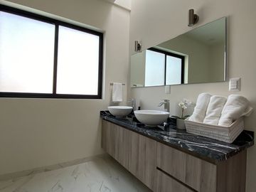 CASA EN VENTA METEPEC CERCA DEL PARQUE BICENTENARIO