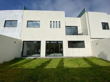 CASA EN VENTA METEPEC CERCA DEL PARQUE BICENTENARIO
