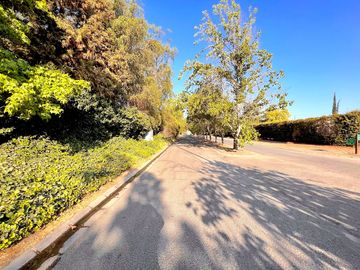 Sitio Av.El Valle, Algarrobos, Chicureo Oriente