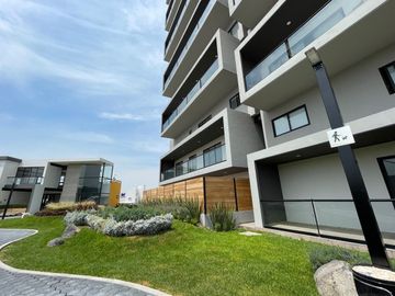 JURIQUILLA UBICADISIMO DEPARTAMENTO IMPECABLE EN PRIVADA AMENIDADES ALBERCA 2 RECAMARAS