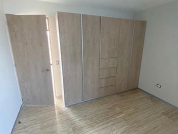 JURIQUILLA UBICADISIMO DEPARTAMENTO IMPECABLE EN PRIVADA AMENIDADES ALBERCA 2 RECAMARAS