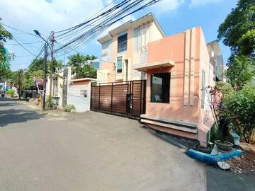 Dijual Kost Kostan di Anggrek Kemanggisan Jakarta Barat 29 Pintu
