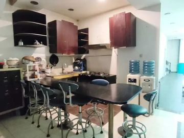 Dijual Kost Kostan di Anggrek Kemanggisan Jakarta Barat 29 Pintu