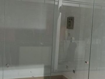 VEDO LOCAL COMERCIAL 1ER PISO CC GAMA GAMARRA MODE ´PLAZA