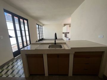 BARATA CASA CAMPESTRE EN COMUNIDAD SAN JOSE AMISTAD CERCA UNIVERSIDADES, PRESIDENCIA, EN SAN MIGUEL DE ALLENDE, GUANAJUATO