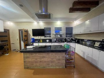 FOR SALE PRE OWNED GOOD BUY VAST HOME IN PAMPANGA NEAR NLEX & CLARK