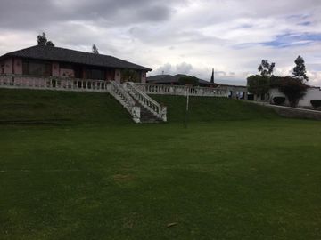 QUINTA PUEMBO VIA ARRAYANES APTA PARA PROYECTO