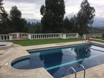 QUINTA PUEMBO VIA ARRAYANES APTA PARA PROYECTO