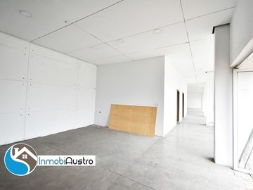 Av. Las Américas, Venta de Galpon + Sala de Exhibición Comercia