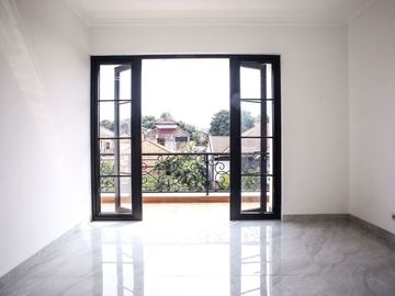 Townhouse Bintaro Jaya Sektor 1 Semifurnish termurah Mulai 4,5 M