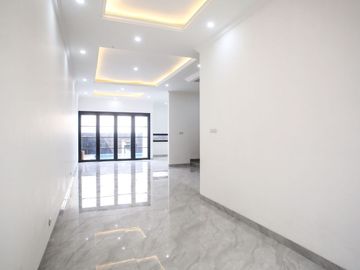 Townhouse Bintaro Jaya Sektor 1 Semifurnish termurah Mulai 4,5 M