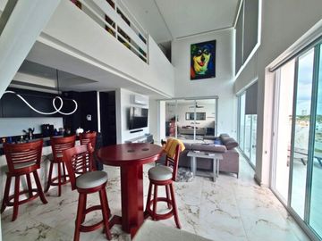 Penthouse con dos albercas, doble altura, rooftop, venta Montebello Mérida.