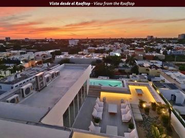 Penthouse con dos albercas, doble altura, rooftop, venta Montebello Mérida.