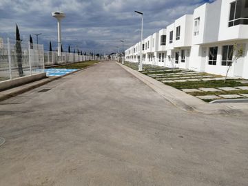 CASAS DE 3 RECAMARAS EN LOS HEROES CHALCO A 15 MIN DE PLAZA SENDEROS DE IXTAPALUCA