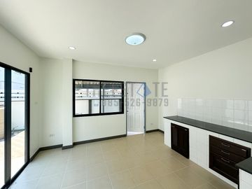 4 Bedroom House in San Sai for Sale