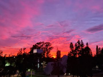 DUEÑO VENDE DEPTO NUEVA CORDOBA FRENTE LUMINOSO