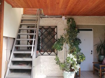 Vende Casa Cuatro Dormitorios Estacionamiento