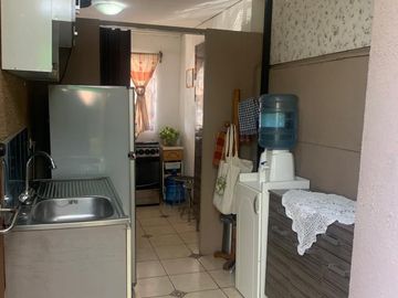 Vende Casa Cuatro Dormitorios Estacionamiento