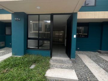 Se vende casa campestre en La Tebaida Quindío Amuray