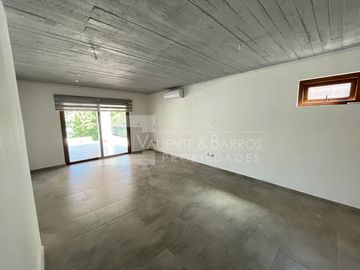 GRAN CASA EN VENTA EN DOÑA MATILDE - MACHALI