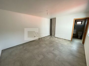 GRAN CASA EN VENTA EN DOÑA MATILDE - MACHALI