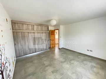 GRAN CASA EN VENTA EN DOÑA MATILDE - MACHALI