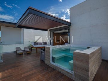 Casa en Venta en laguna 1 residencial en Puerto Cancún, Quintana Roo.