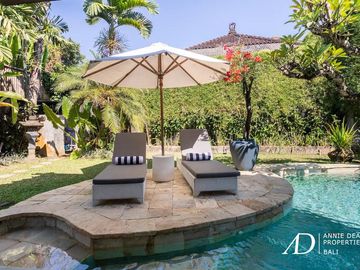 LEASEHOLD TROPICAL BALINESE DESIGN 4-BEDROOM IN SEMINYAK