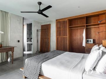 LEASEHOLD TROPICAL BALINESE DESIGN 4-BEDROOM IN SEMINYAK