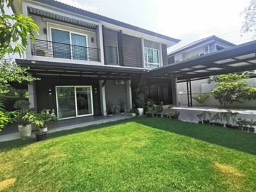 ขายด่วน!!! ราคาพิเศษสุด บ้านเดี่ยว ทำเลดี หมู่บ้าน เซนโทร วัชรพล หลังมุม ติดถนนสุขาภิบาล 5 ใกล้ทางด่วน บ้านหลังใหญ่ พื้นที่ 64.2 ตรว. 4 ห้องนอน 3 ห้อง