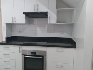 SURCO BAJO DE PRECIO!!!!!!!!! URB. LOS ROSALES VENTA COMODO DUPLEX EN 1ER PISO.