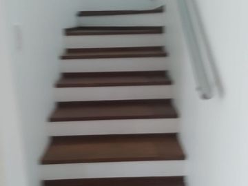 SURCO BAJO DE PRECIO!!!!!!!!! URB. LOS ROSALES VENTA COMODO DUPLEX EN 1ER PISO.