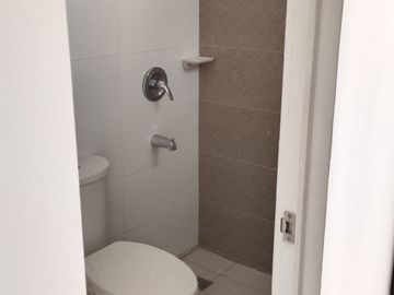 Malanday Valenzuela Brand New Townhouse 3 BR, 2 T&B, with front parking