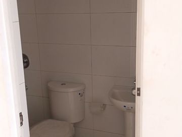 Malanday Valenzuela Brand New Townhouse 3 BR, 2 T&B, with front parking