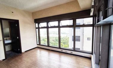 Rent to own condo in Radiance Manila Bay Pasay