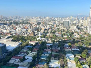 PRICED TO SELL! 2 BEDROOM LOFT IN GRAND SOHO MAKATI SALCEDO VILLAGE
